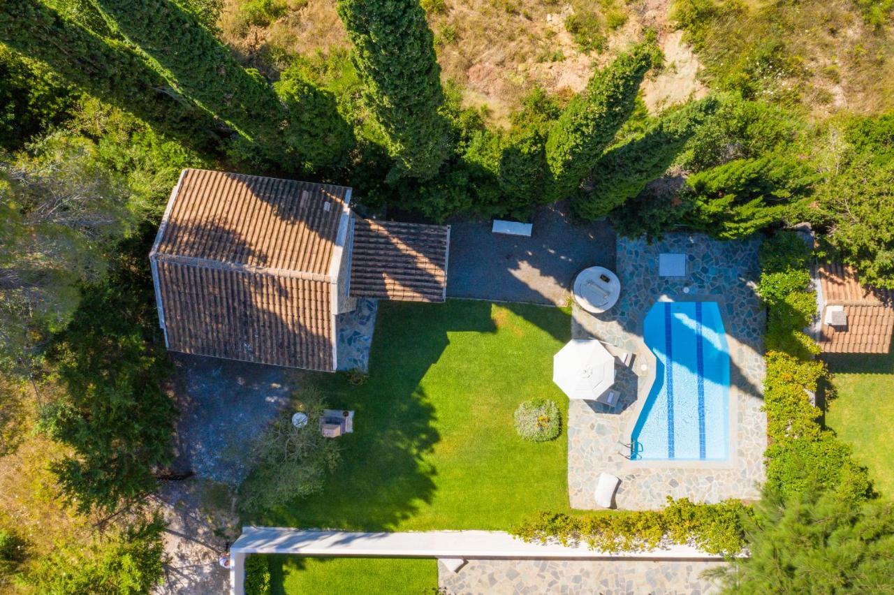 Petrinos Cottage Dafnila Bagian luar foto